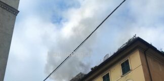 Genova, fiamme in un palazzo di via del Lagaccio Lagaccio incendio via del Lagaccio