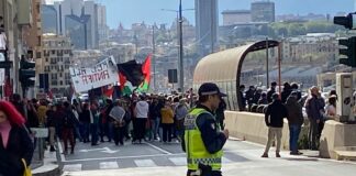Genova, manifestazione pro Palestina, traffico il tilt in tutto il centro levante