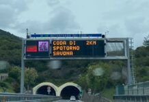 Autostrade, pomeriggio di code in A10, A7 e A26
