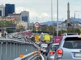 Caos Traghetti, partenze e arrivi mettono ko la viabilità locale coda Guido Rossa Genova lungomare canepa