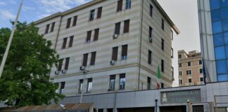 Corruzione in Liguria, Toti ascoltato per 4 ore negli uffici della Guardia di Finanza Guardia di Finanza Genova Lungomare Canepa