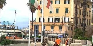 Voltri, stagione balneare alle porte e i lavori in passeggiata sono lenti Pegli lungomare lavori spiaggia