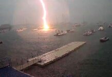 Sestri Levante, fulmine colpisce imbarcazione nel porticciolo Sestri levante fulmine