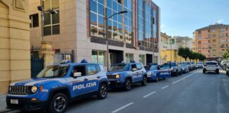 Chiavari, ruba la borsa ad una pensionata ma viene intercettato dalla polizia Polizia Chiavari