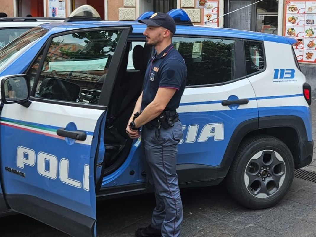 Polizia controlli Sampierdarena
