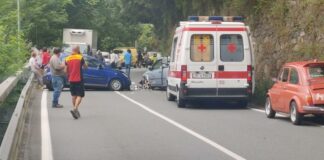 Moconesi, incidente frontale sulla strada statale 225: due persone all’ospedale