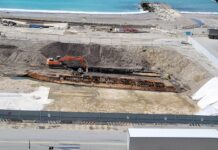 Genova, nel Waterfront di levante spunta il relitto di una nave Relitto nave piazzale Kennedy Waterfront Genova