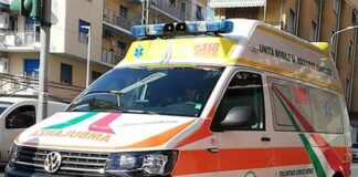 Tragedia a Vallecrosia, 42enne trovato morto in casa ambulanza Croce Verde Arma di Taggia