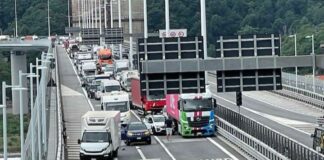 Autostrade, incidente sul ponte San Giorgio: lunga coda verso Genova