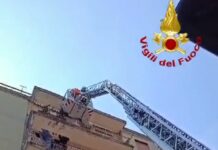 Genova, cade in casa a Borzoli, arrivano i vigili del fuoco con l’autoscala autoscala borzoli vigili del fuoco