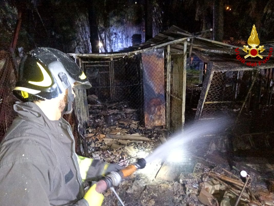 Chiavari incendio via Piacenza 28 luglio 2024