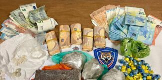 Genova, nasconde oltre un chilo di droga in casa, arrestato droga sequestro Prè genova