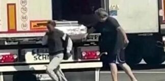 Ventimiglia, cinghiate alle migranti, individuato il camionista cinghiate ai migranti ventimiglia camion