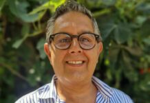 Giovanni Toti torna su Facebook e scrive una lettera ai liguri Giovanni Toti