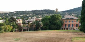 Genova, ancora polemiche per i prati dei Parchi di Nervi Nervi, prato Villa Grimaldi