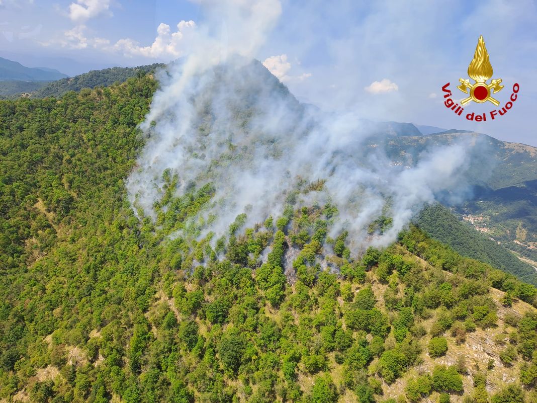 incendio Valbrevenna Carsi 22 agosto 2024