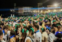 Sestri Levante, folla entusiasta alla Silent Disco della Baia del Silenzio silent disco sestri levante