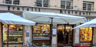 Genova, pronto a riaprire Klainguti, lo storico locale fondato nel 1828 Klainguti pasticceria Genova