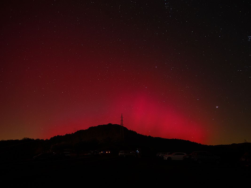 aurora boreale rossa genova 10 ottobre 2024