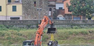 Cairo Montenotte, rimosse le carcasse delle auto finite nel Bormida Cairo Montenotte auto nel Bormida