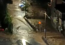Temporale a Genova, Rio Fegino alla soglia di allarme Rio Fegino esondato 8 ottobre 2024