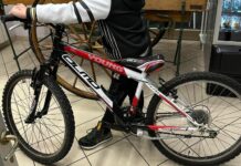 Genova, bici rubata ad un giovane paziente oncologico: un papà gliene regala una nuova