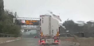 Maltempo Liguria, allagamenti e code in A10