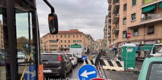 Genova, traffico in tilt causa cantiere a Marassi e Quezzi Marassi cantiere corso Sardegna Fereggiano