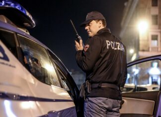 Polizia auto notte