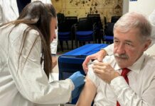 Liguria, Bucci testimonial per il vaccino anti influenza Bucci vaccino, vaccinazione, Marco Bucci