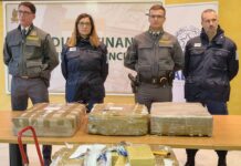 Genova, scoperta cocaina per 40 milioni di euro in Porto droga porto sequestro 20 dicembre 2024