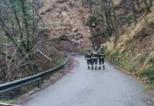 Frana a Davagna, strada riaperta ma il terreno continua a muoversi Davagna frana Marsiglia