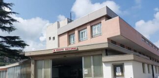 Albisola, giovane colpita con un pugno per strada Savona ospedale San Paolo