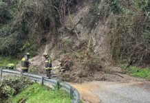 Maltempo Liguria, frana nello spezzino: 25 persone isolate