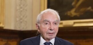 Giuliano Amato a Genova per presentare un libro sulla Corte Costituzionale Giuliano Amato