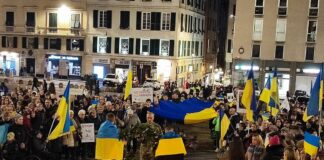 Genova scende in piazza per l’Ucraina Ucraina manifestazione Genova