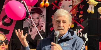 8 marzo 2025, presidente Bucci al Wall of Dolls: violenza di genere da combattere Bucci walls of dolls