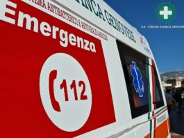 Genova, incidente sul lavoro in porto: un uomo trasportato all’ospedale ambulanza croce bianca genovese