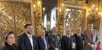 Genova dichiara guerra agli agenti immobiliari abusivi agenti immobiliari, firma accordo anti abusivi