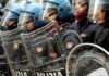 polizia guerriglia reparto mobile