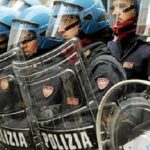 polizia guerriglia reparto mobile