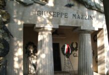 Giornate Mazziniane a Genova, a Staglieno cerimonia alla Tomba di Mazzini Tomba di Mazzini al Cimitero di Staglieno a Genova