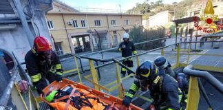 Genova, fiamme e feriti tra le cisterne Eni a Multedo, ma era un’esercitazione vigili fuoco esercitazione Multedo