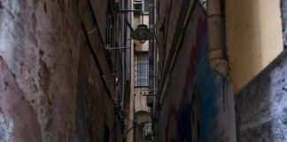 Genova Curiosa, qual è il vicolo più stretto della città?