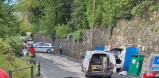 Genova, perdita d’olio in viale Bracelli: strada chiusa e traffico in tilt