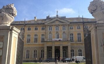 Cornigliano, torna la Festa Popolare a Villa Bombrini Villa Bombrini Cornigliano Genova