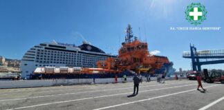 Genova, approdata nel capoluogo la nave Solidaire con 263 migranti a bordo Attracco nave ONG Solidaire Genova