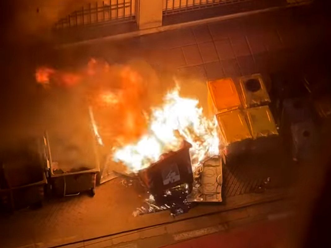 certosa cassonetti fiamme