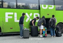 Genova, furti di bagagli ai Turisti, scoperta una banda Flixbus bagagli turisti