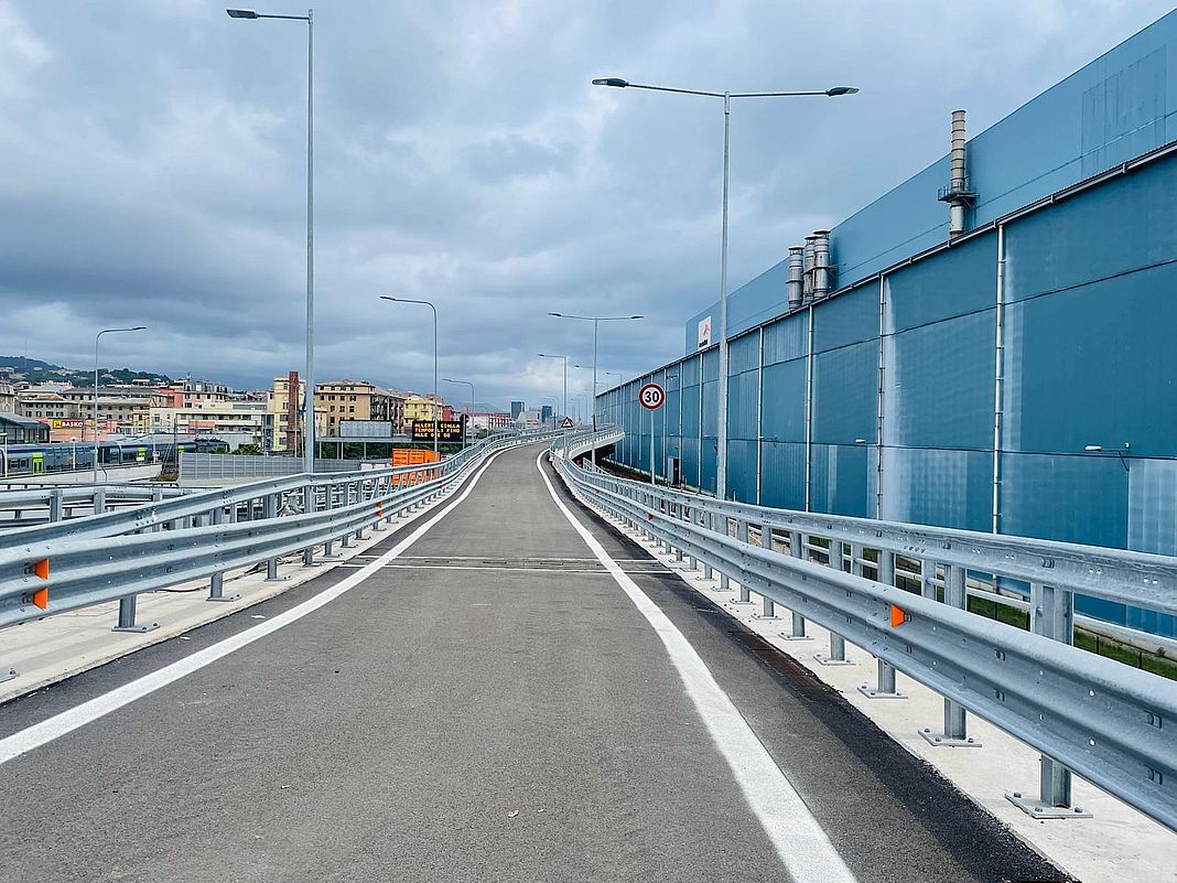 Genova strada superba rampa accesso porto